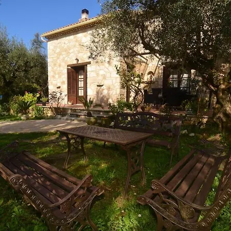 Kidoni Villa *